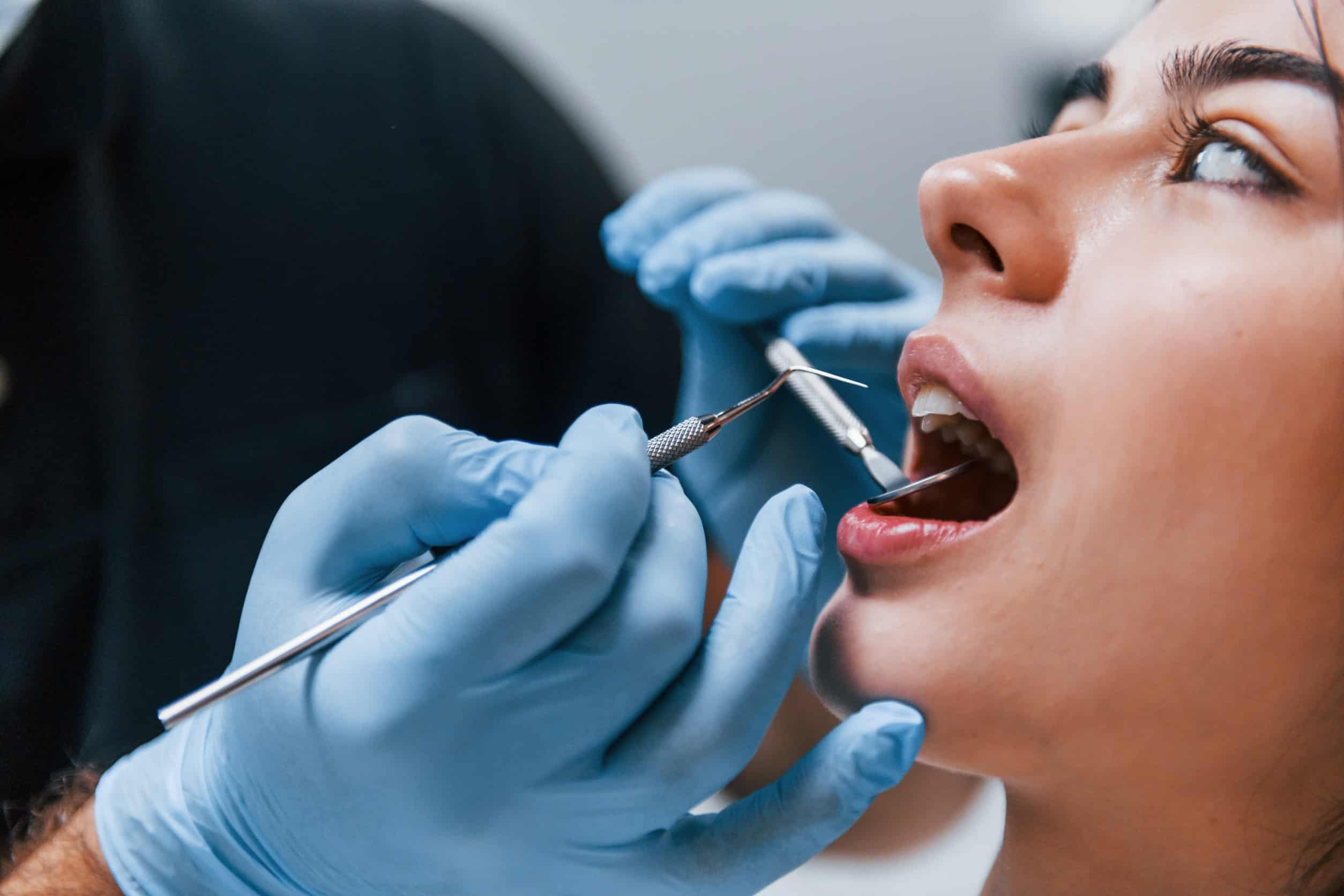 , How To Know If You Have A Dental Emergency and What To Do Next
